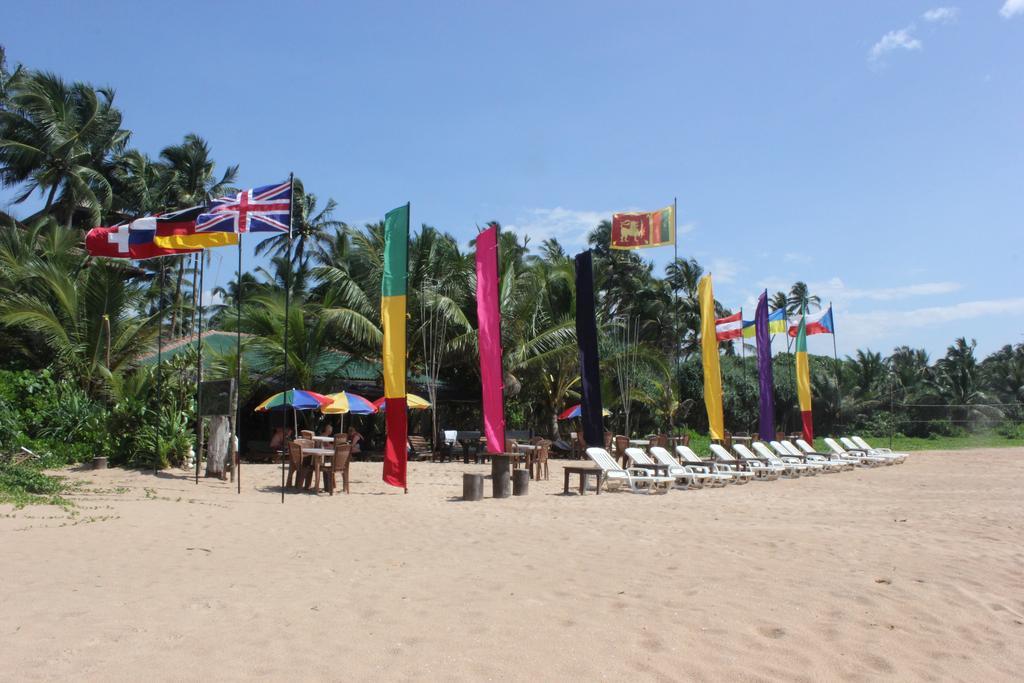 Warahena Beach Hotel Bentota Eksteriør bilde