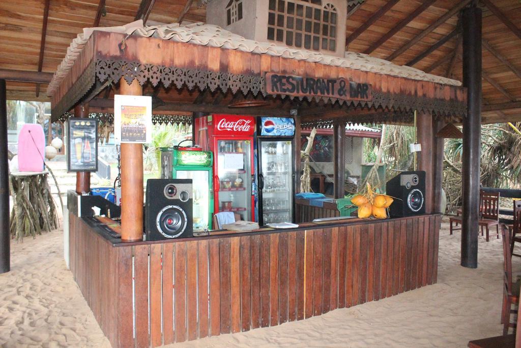 Warahena Beach Hotel Bentota Eksteriør bilde