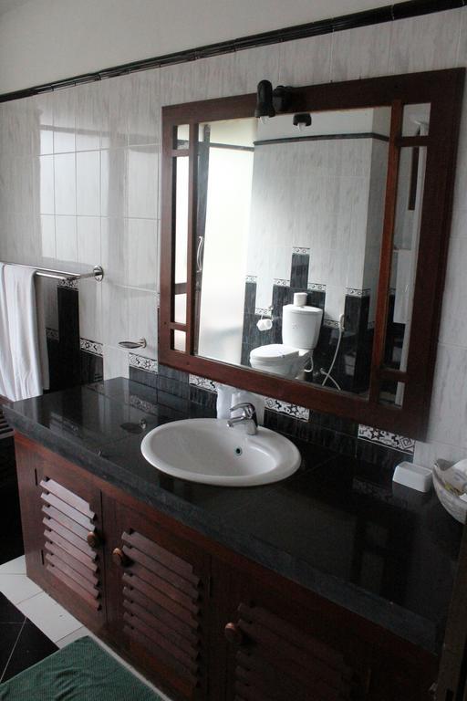 Warahena Beach Hotel Bentota Eksteriør bilde